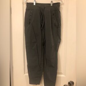 Athleta Trekkie North Joggers Olive Green Size 4